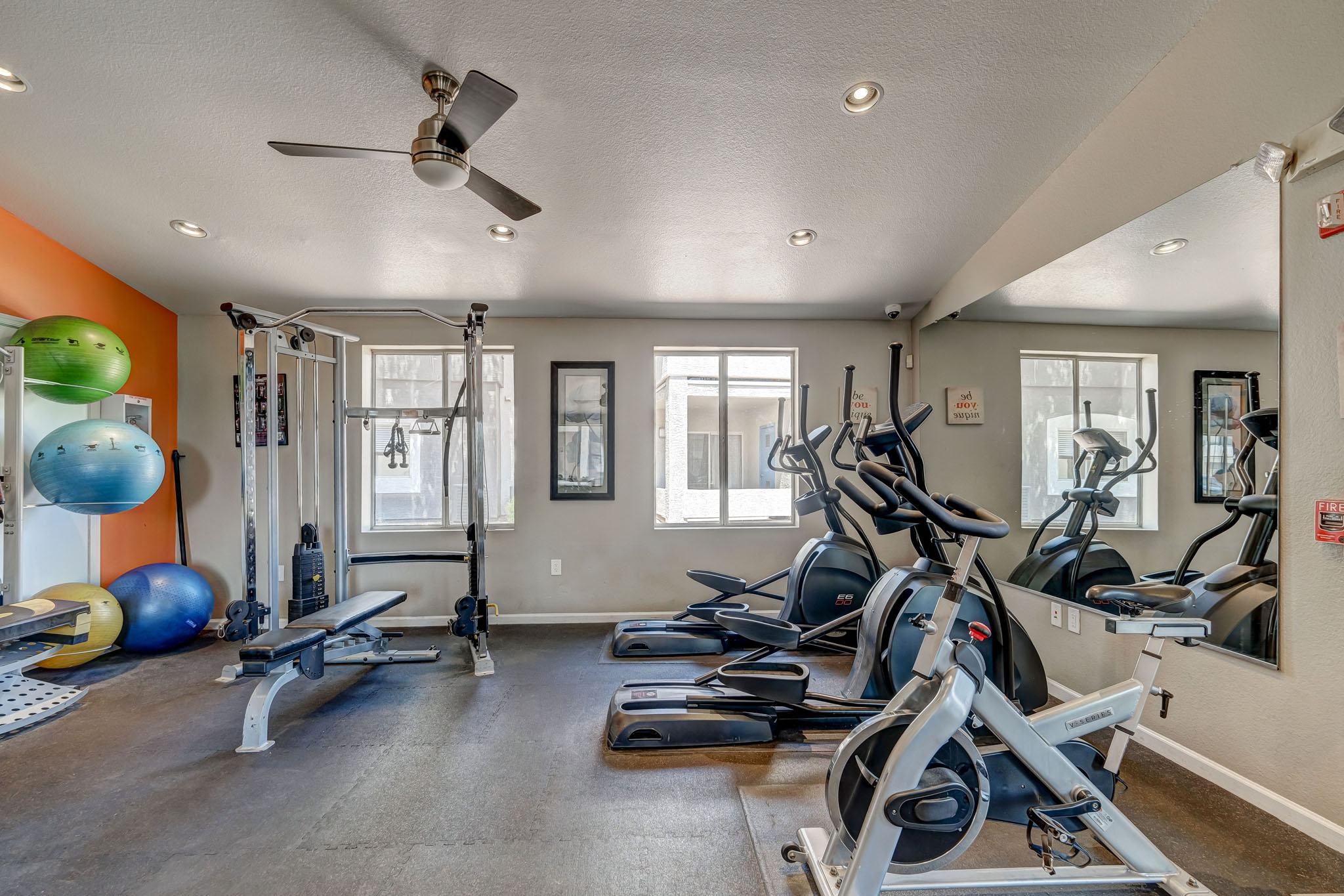 Allure At Tempe Apartments photo 5